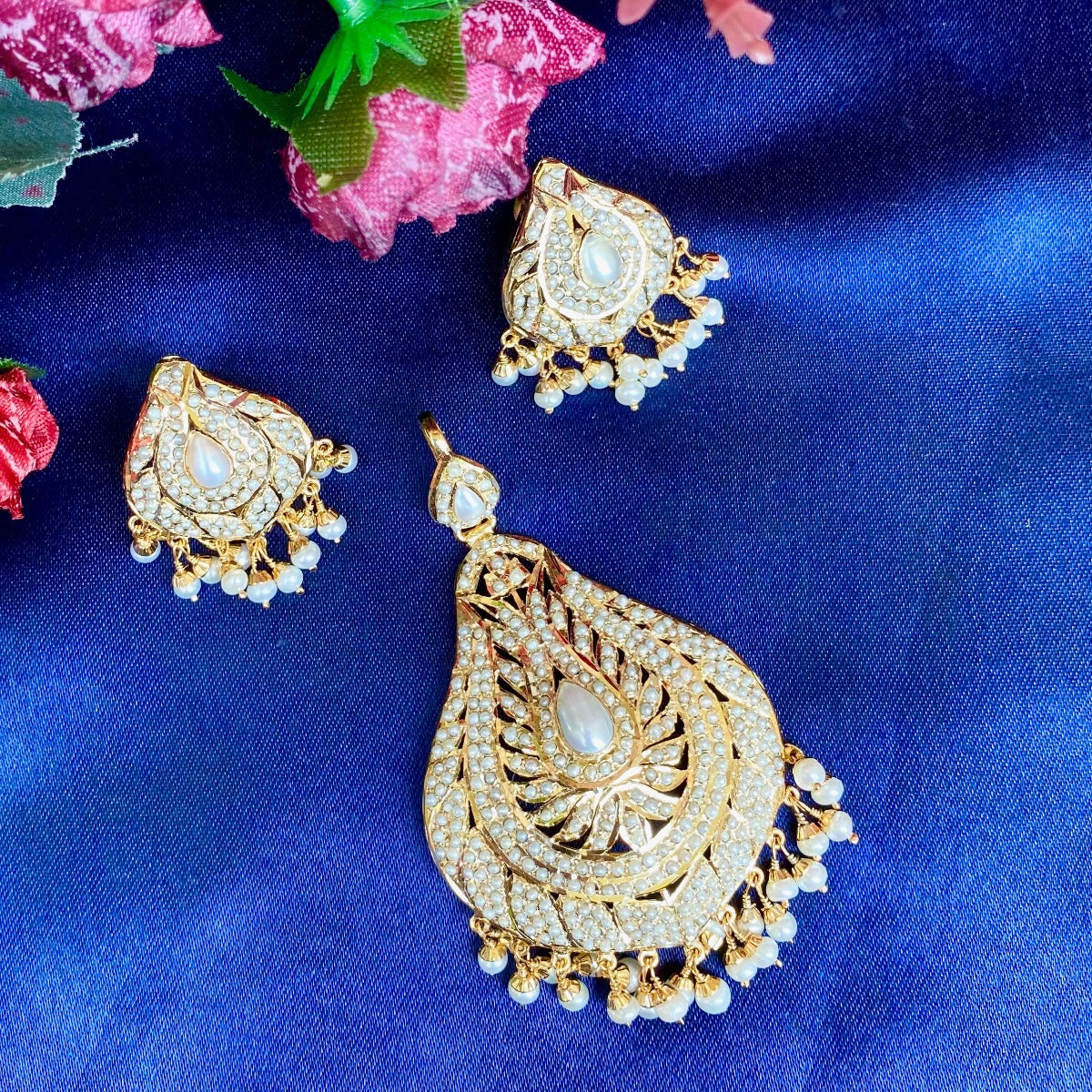 real pearls jadau