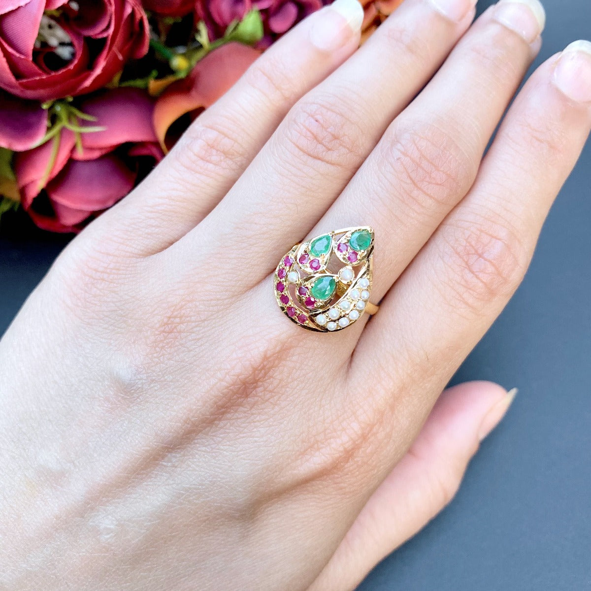 multicoloured delicate ring in 22ct gold