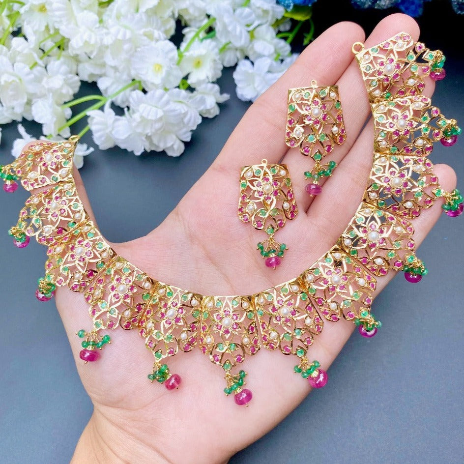 antique style indian necklace set gold