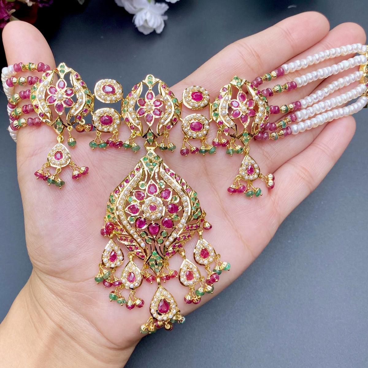 gold choker for women