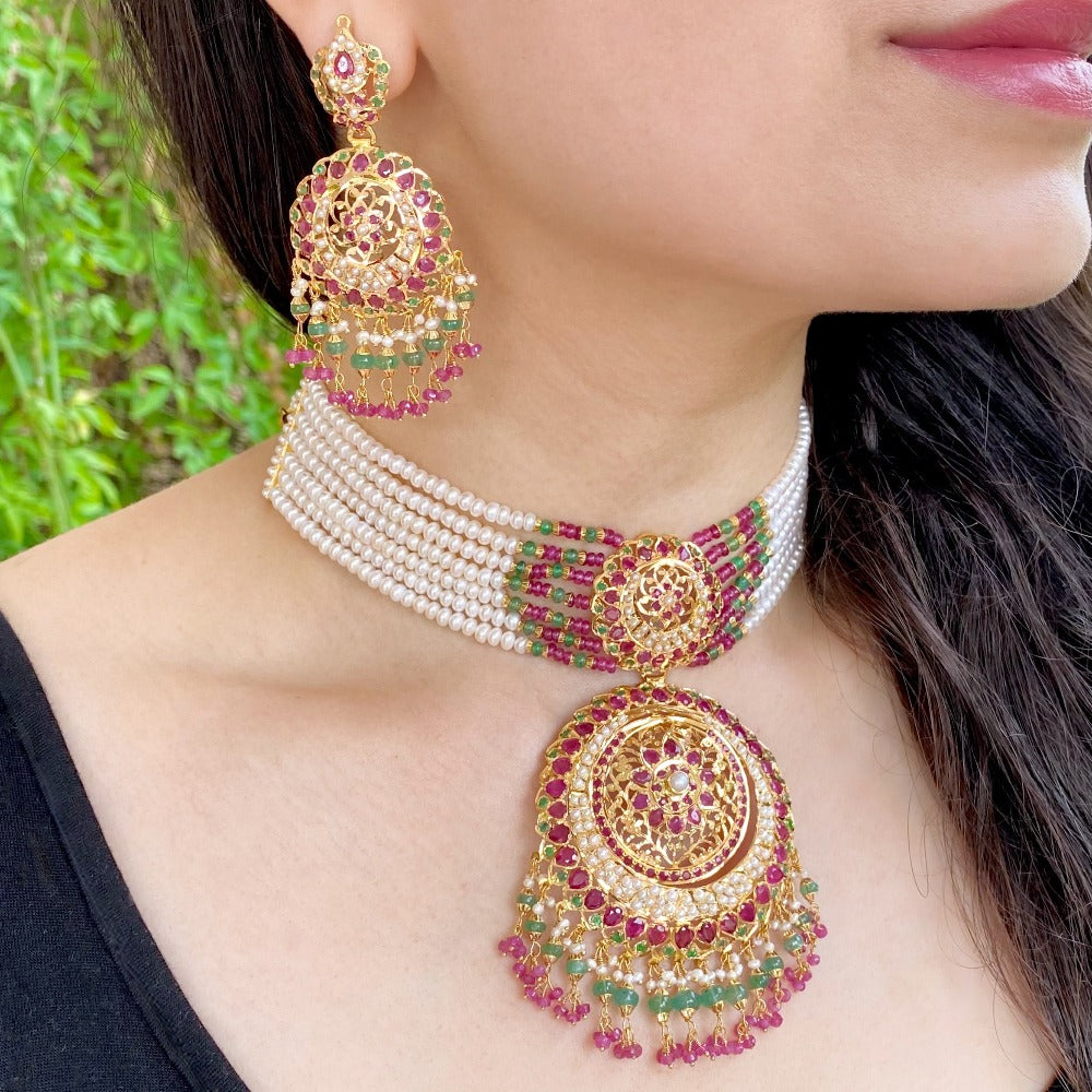 mughal gold choker with ruby emerald