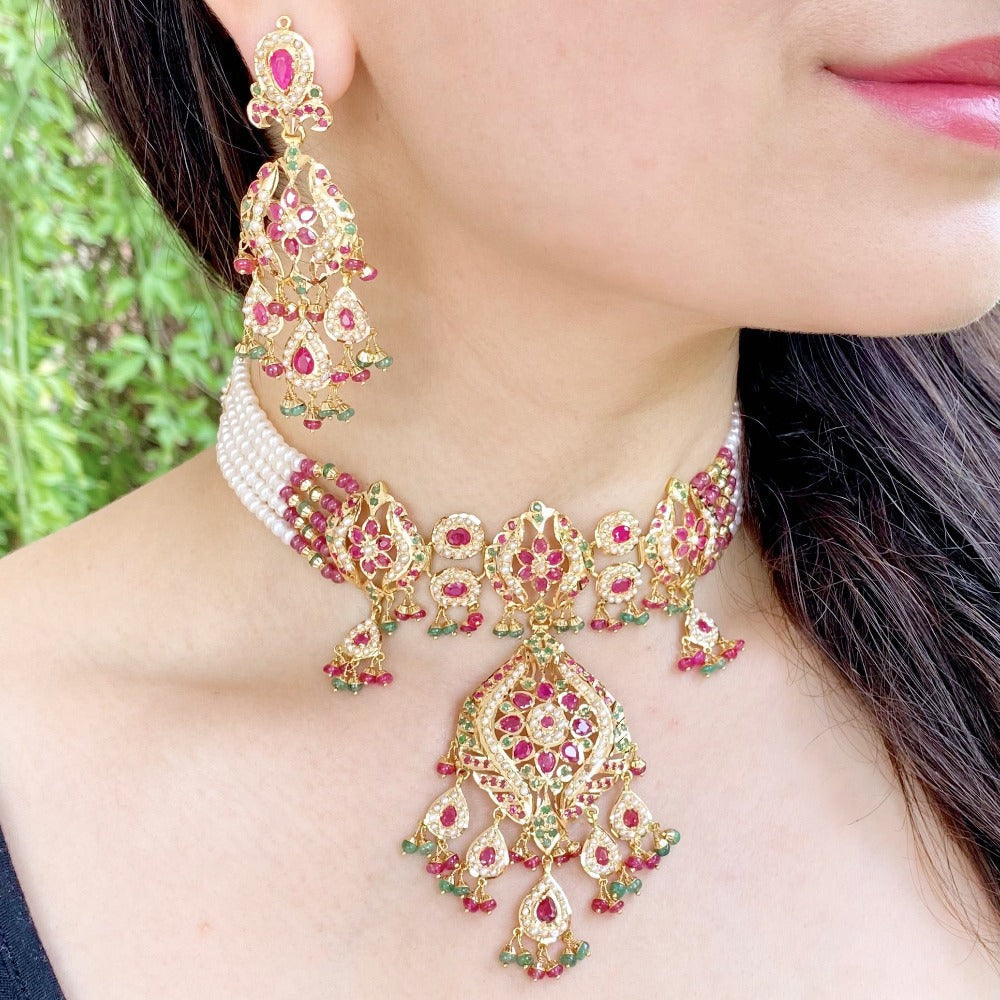 gold choker for women