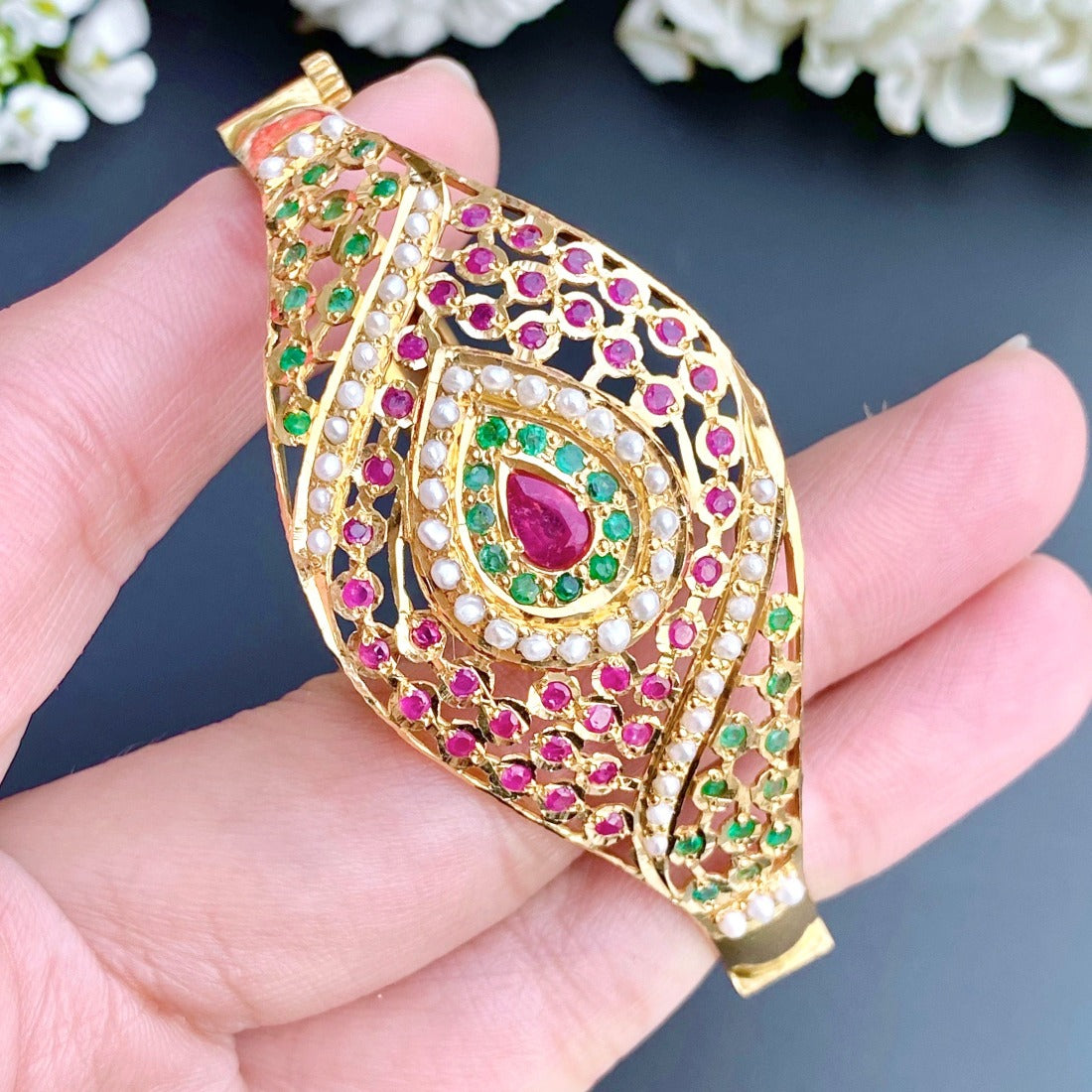 jadau gold bracelet in dubai