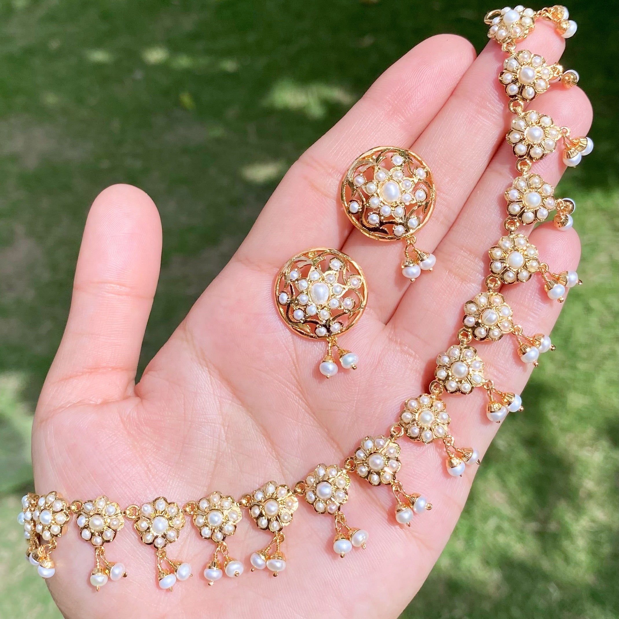dainty minimal jadau set