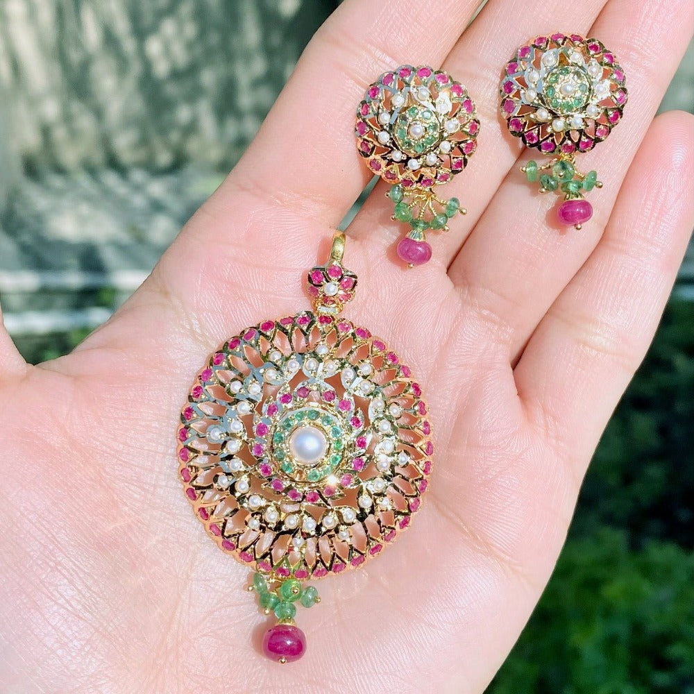 rajasthani pendant set