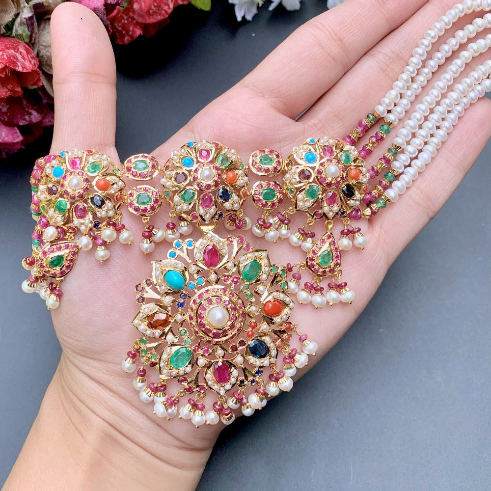 nauratan choker set gold