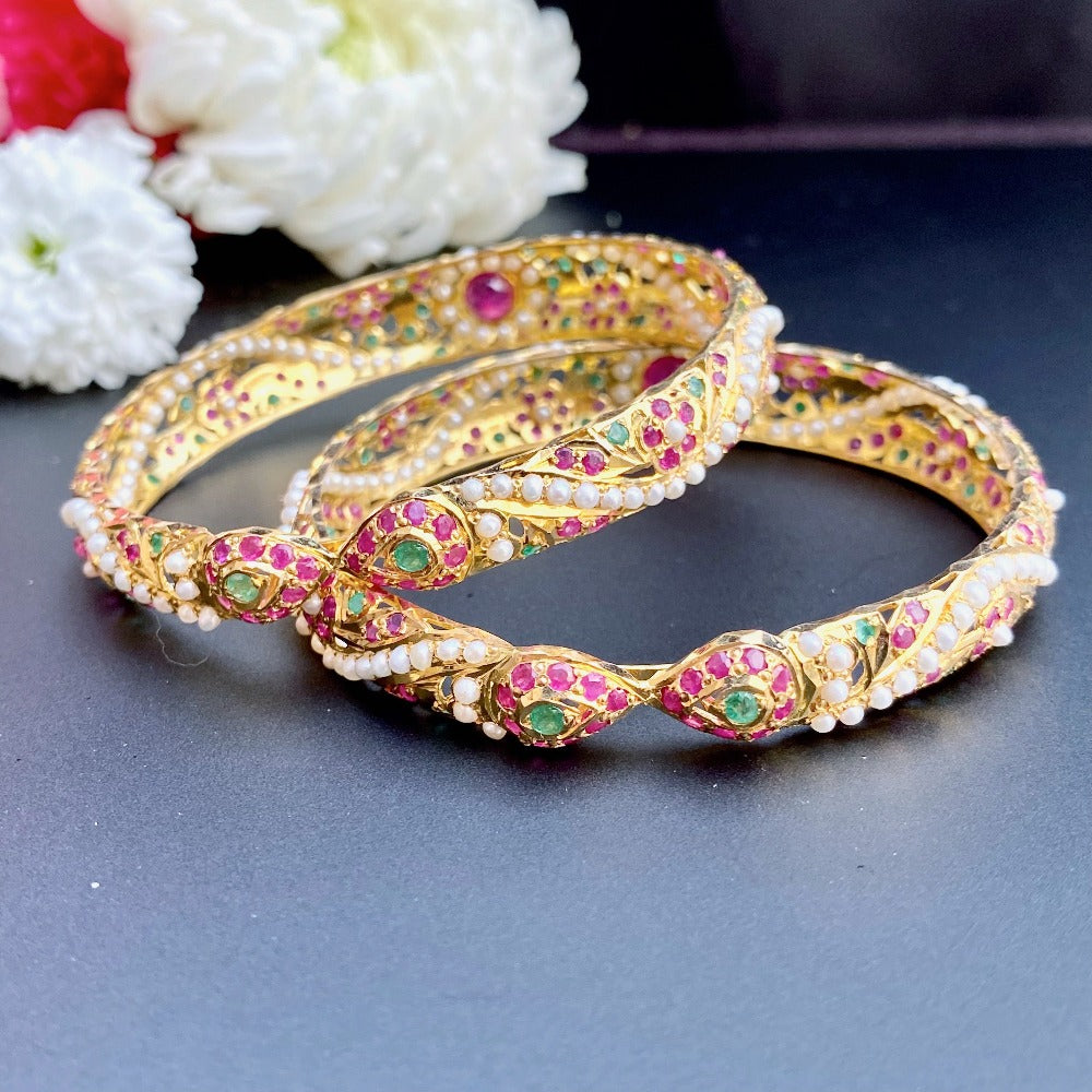 22k gold jadau bangles dubai