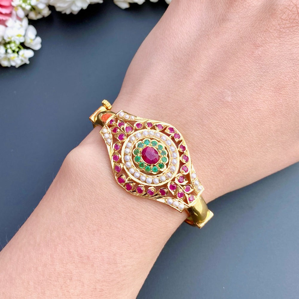gold bracelet jadau