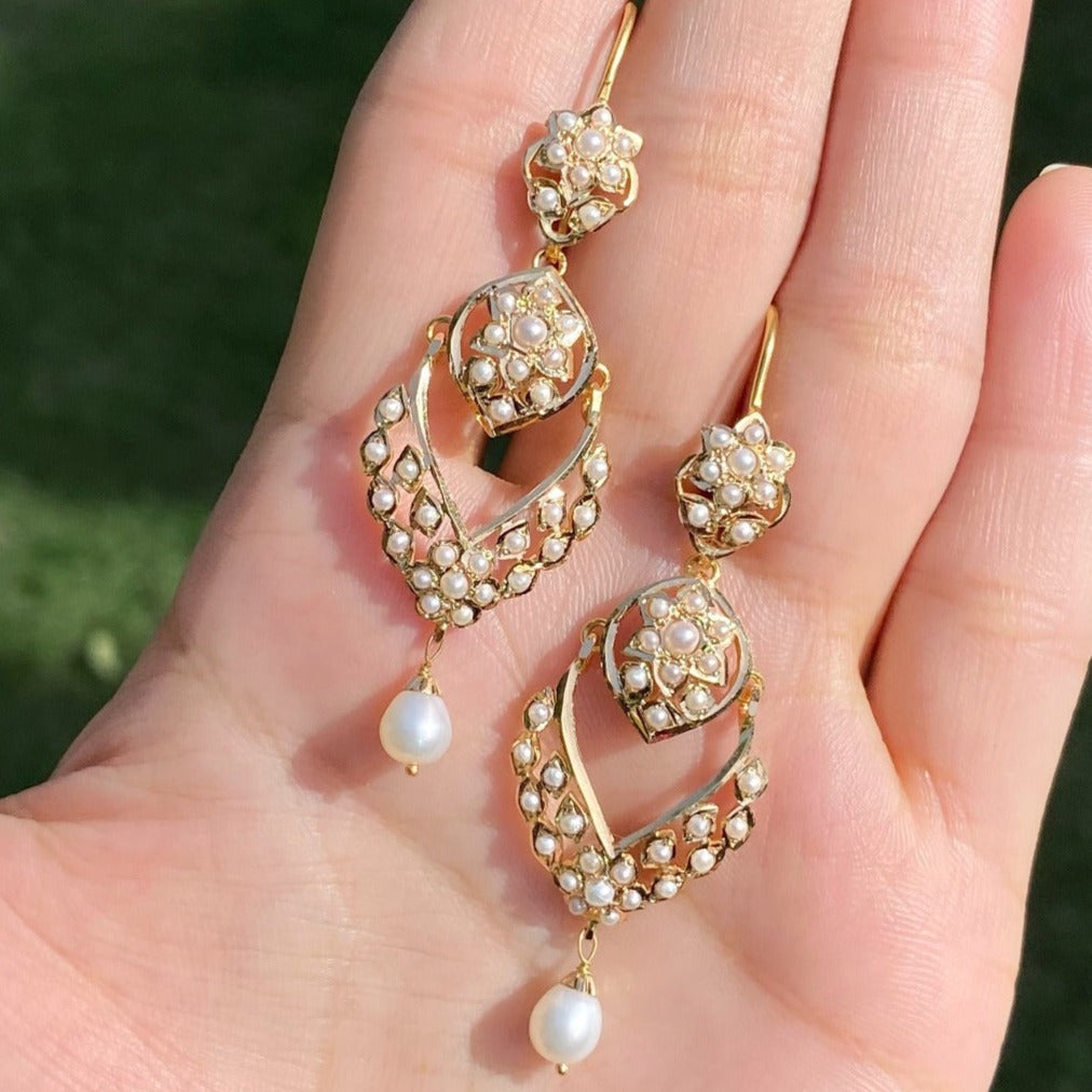 exquisite pearl studded gold earrings in abu dhabi