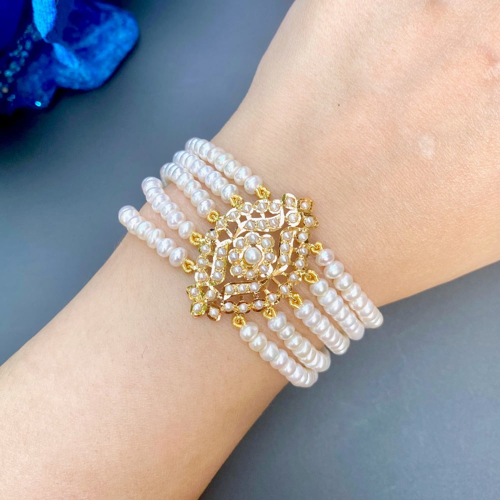 small pearl bracelet 22k gold