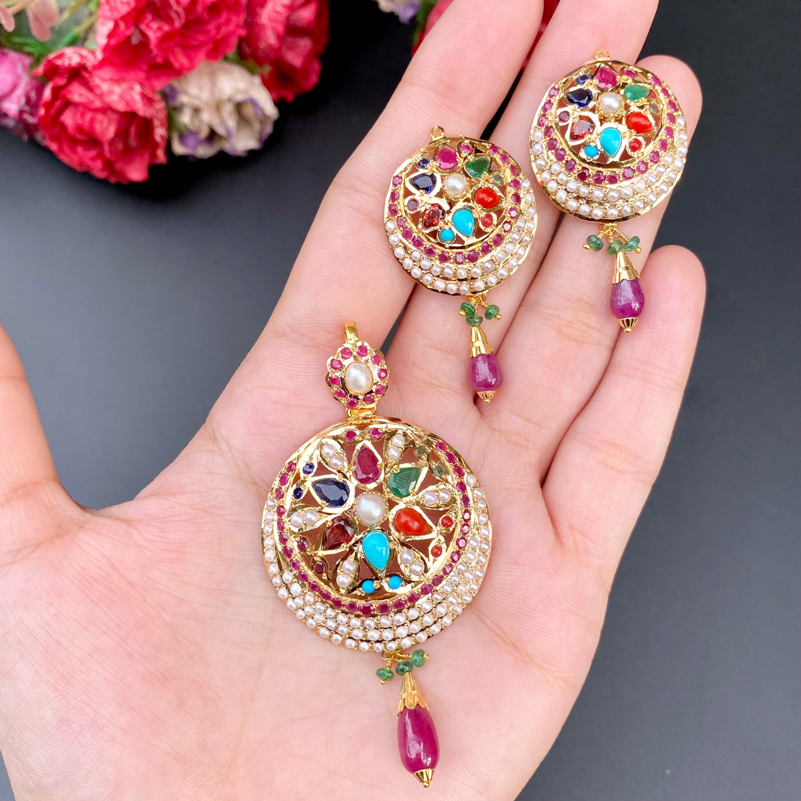 navratna gold pendant set dubai