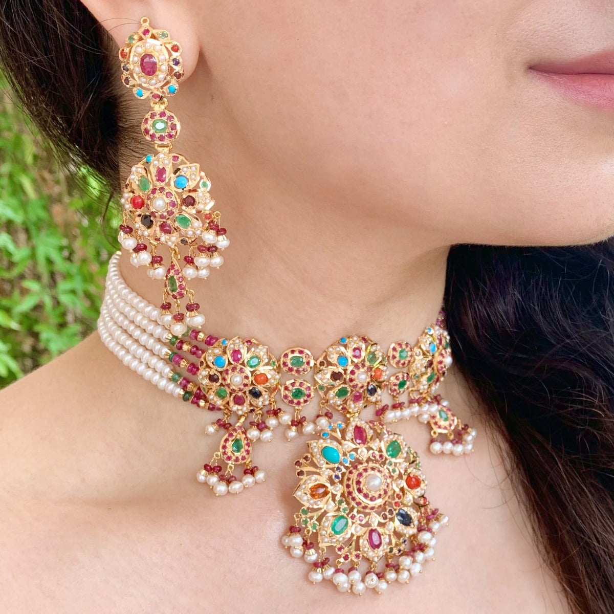 nauratan choker set gold