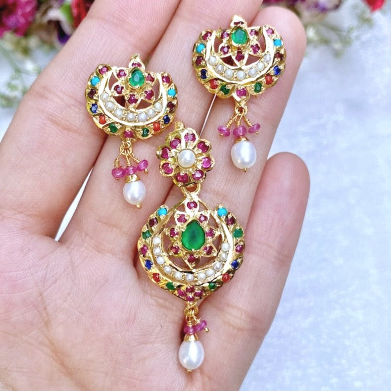 gold plated navratna pendant set