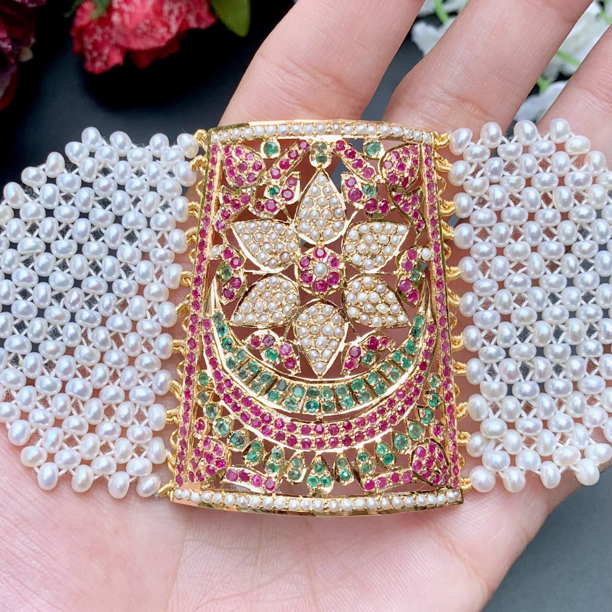 22 carat gold bengali mantasha studded with stones under 20 grams or 2 tolas