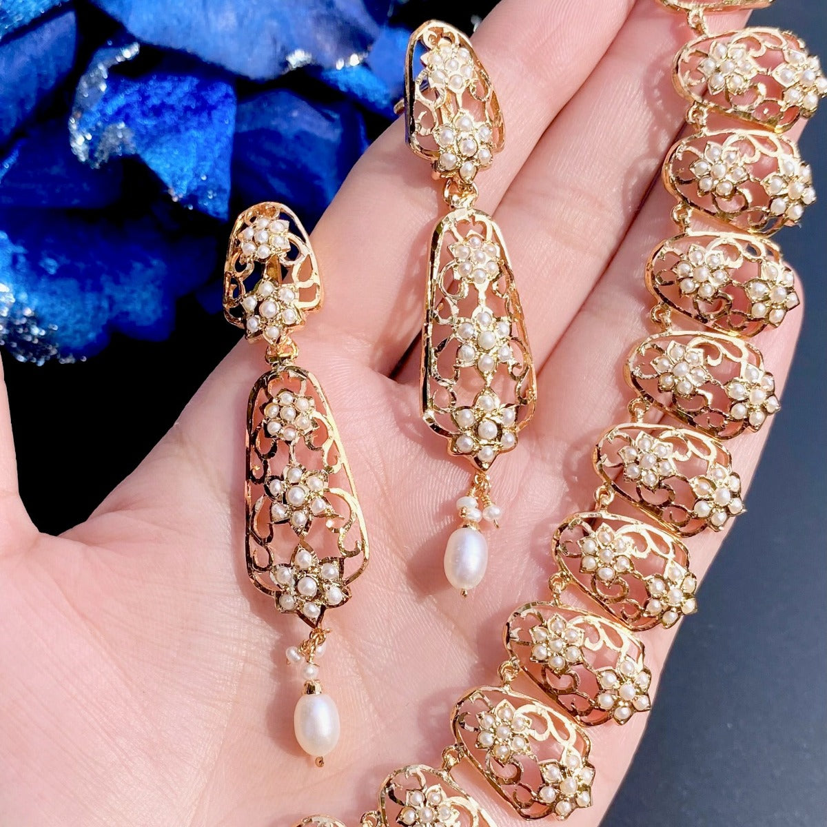 indo western wear pearl necklace set