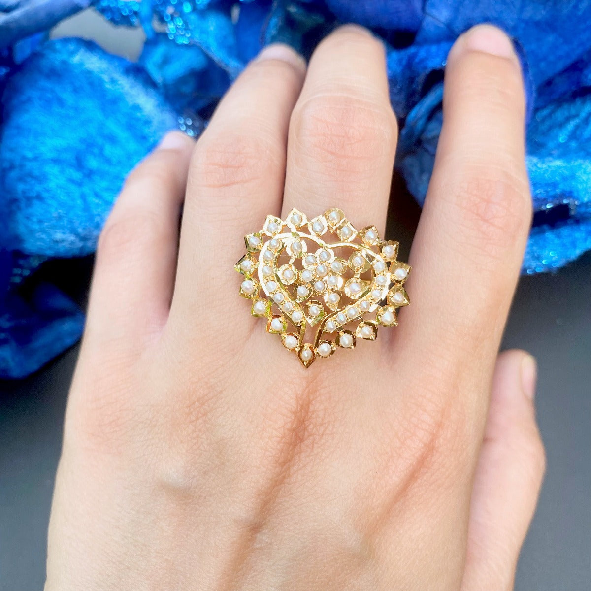 Pearl Jadau Ring in 22ct Gold GLR 071