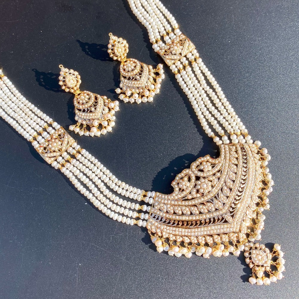 gold rani haar set studded with freshwater pearls