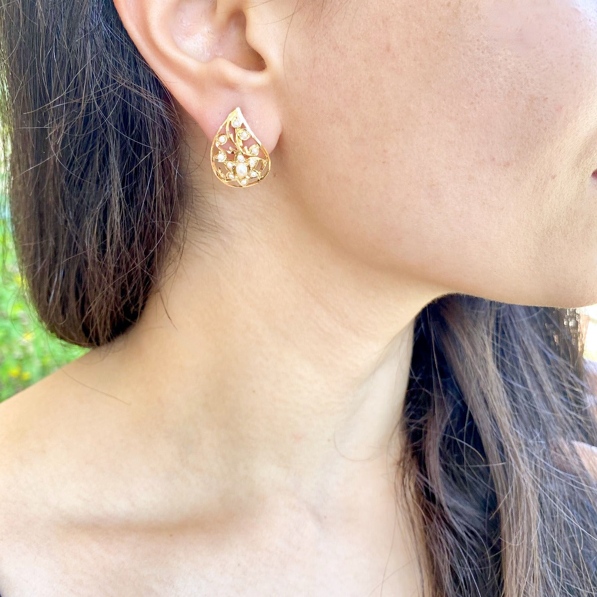 paisley pearl studs in 22k gold