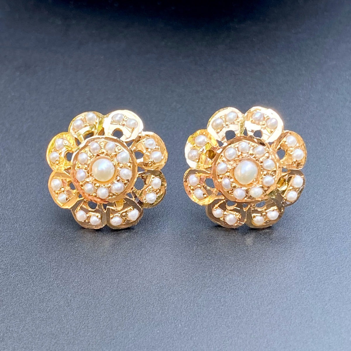 studs for women gold