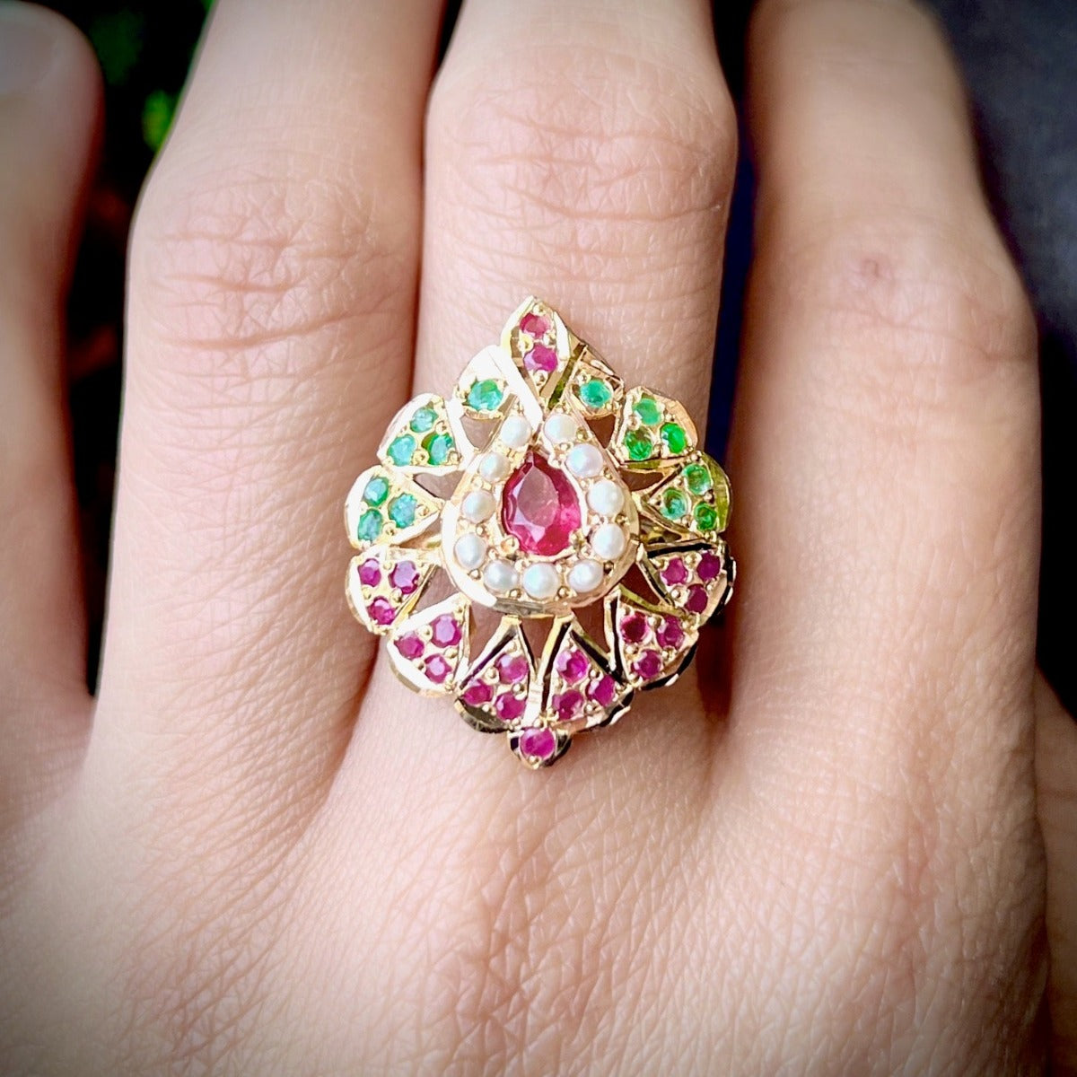 ruby emerald gold ring