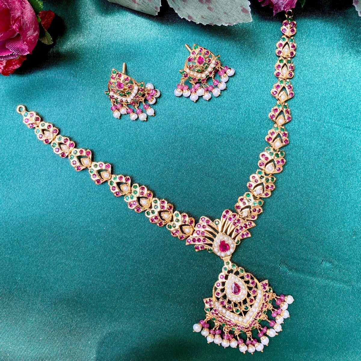 gold plated necklace set under 20000