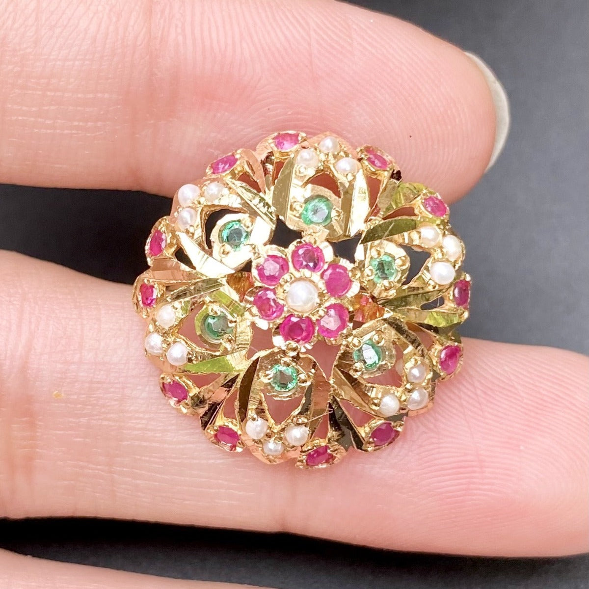 Delicate Jadau Floral Ring in 22ct Gold GLR 075