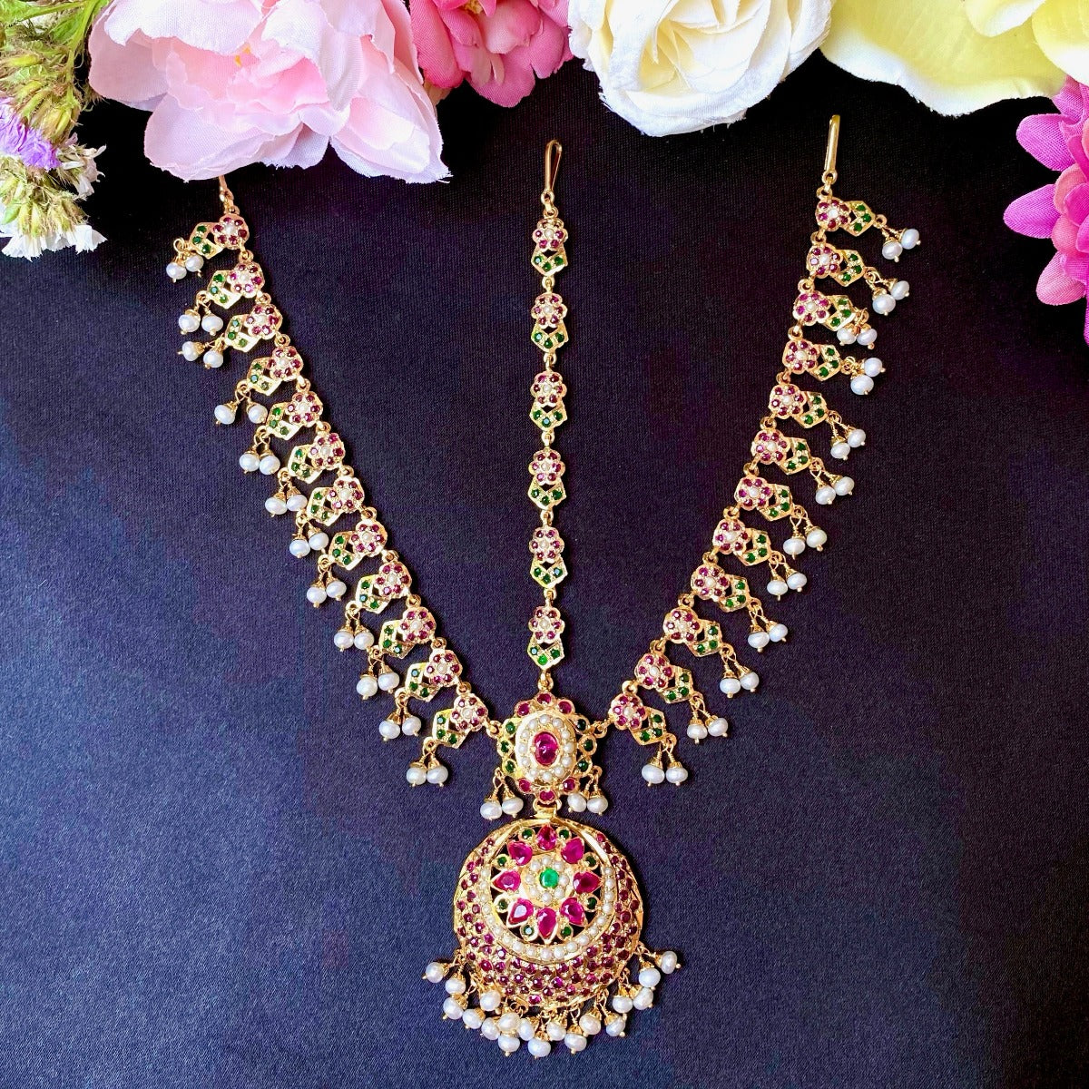 gold plated jadau mathapatti