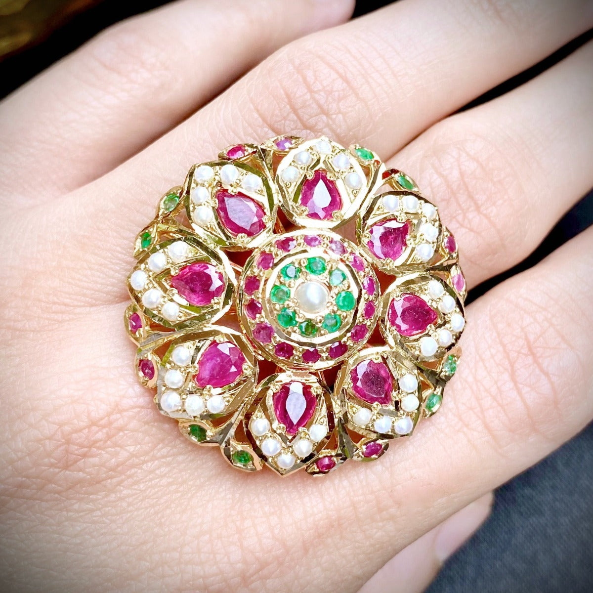 big round indian jadau gold ring