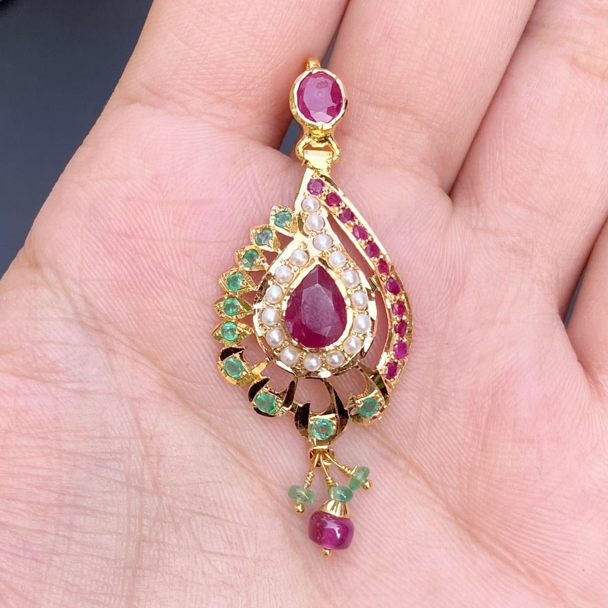 gold pendant ruby tanishq