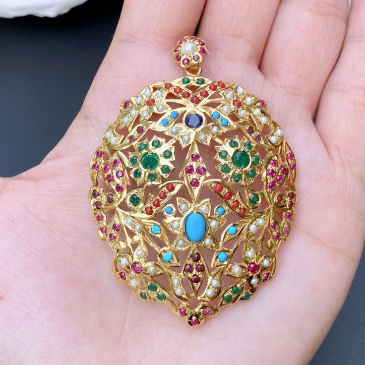 antique navratna pendant