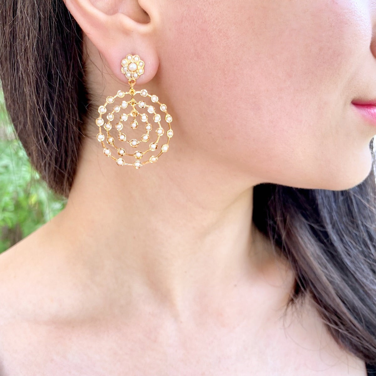 latest design in  gold earrings with pearls