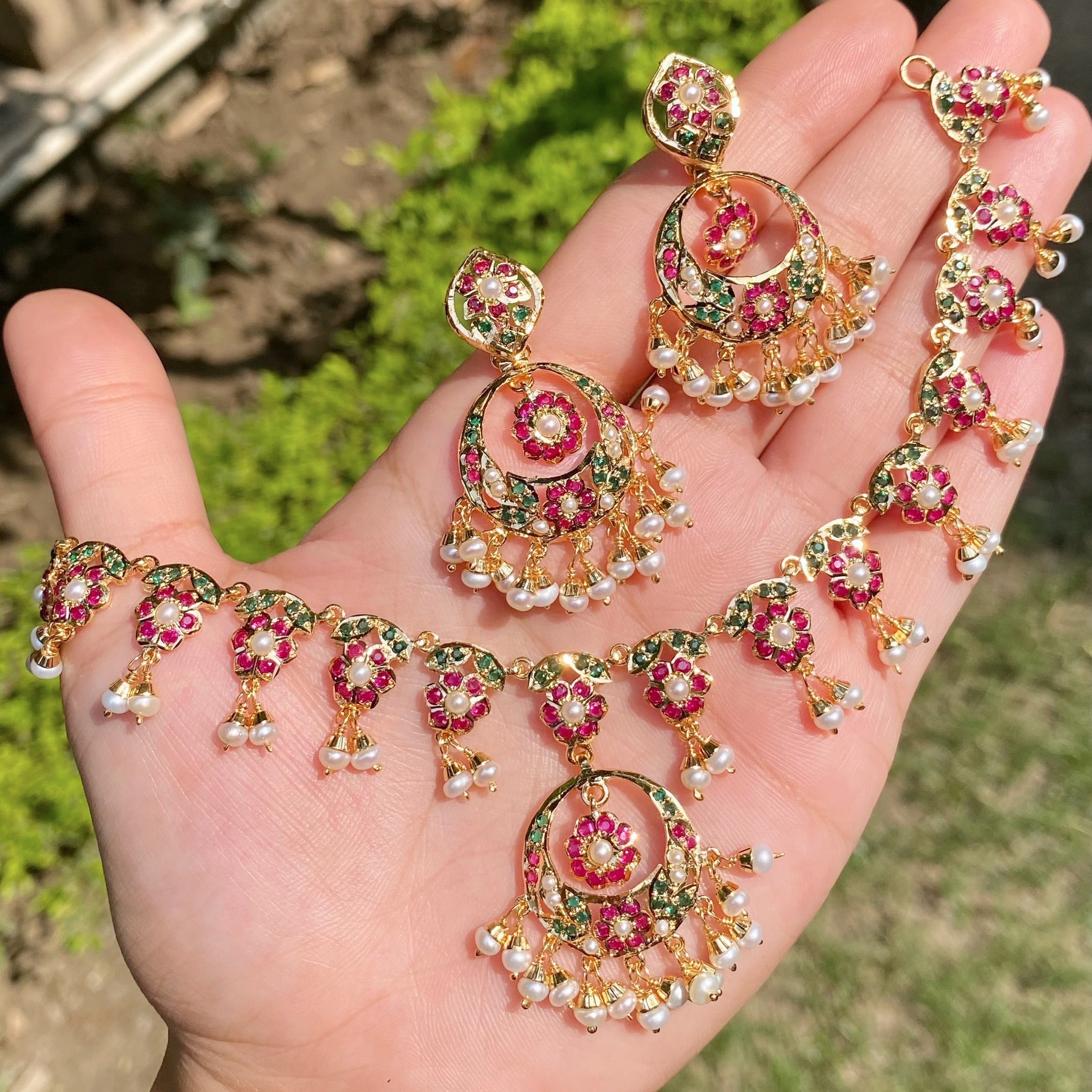 Delicate Pendant Necklace with Chandbali Earrings NS 491