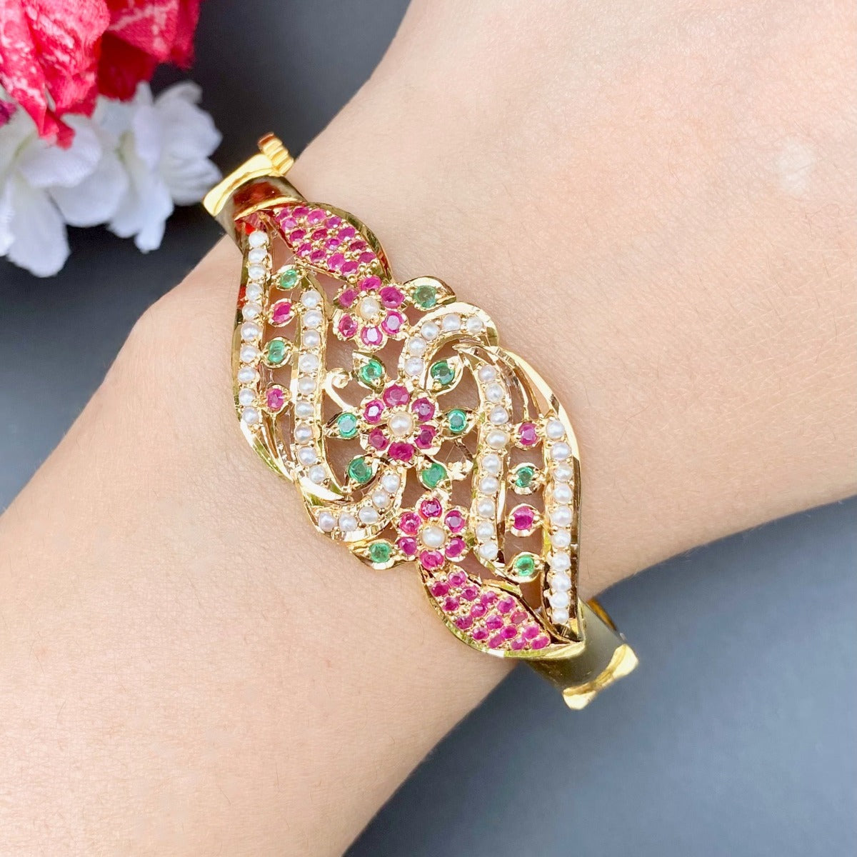 gold bracelet for women