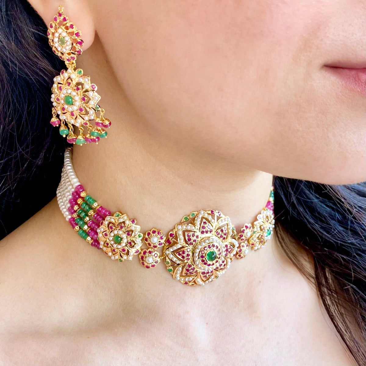 contemporary tricolor jadau choker set