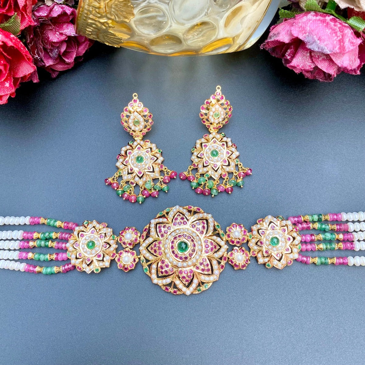 contemporary tricolor jadau choker set