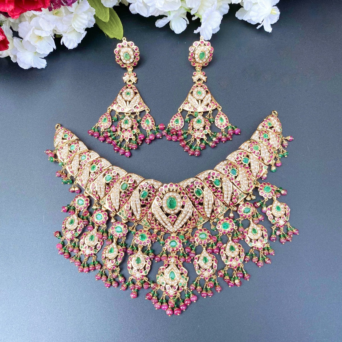 pakistani bridal choker set in 22k gold