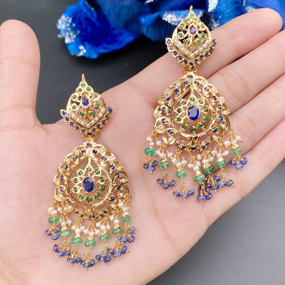 hamna amir earrings