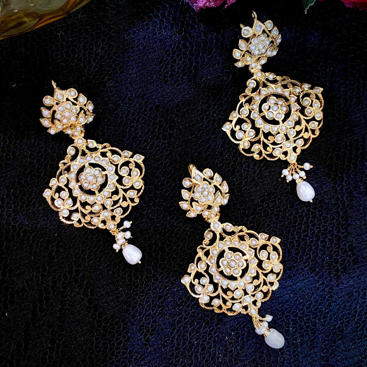 sadikari pendant set