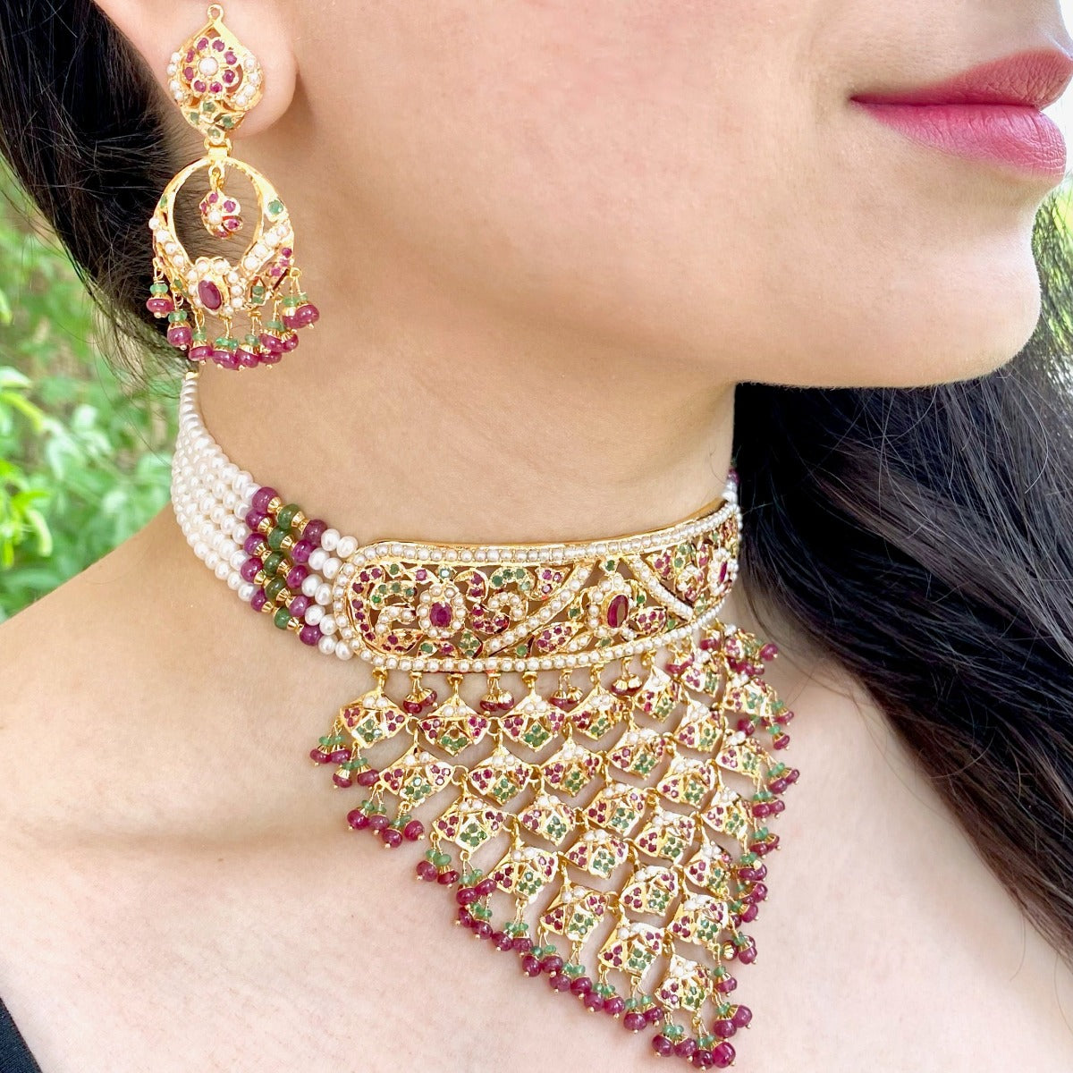 v shaped jaal choker set gold