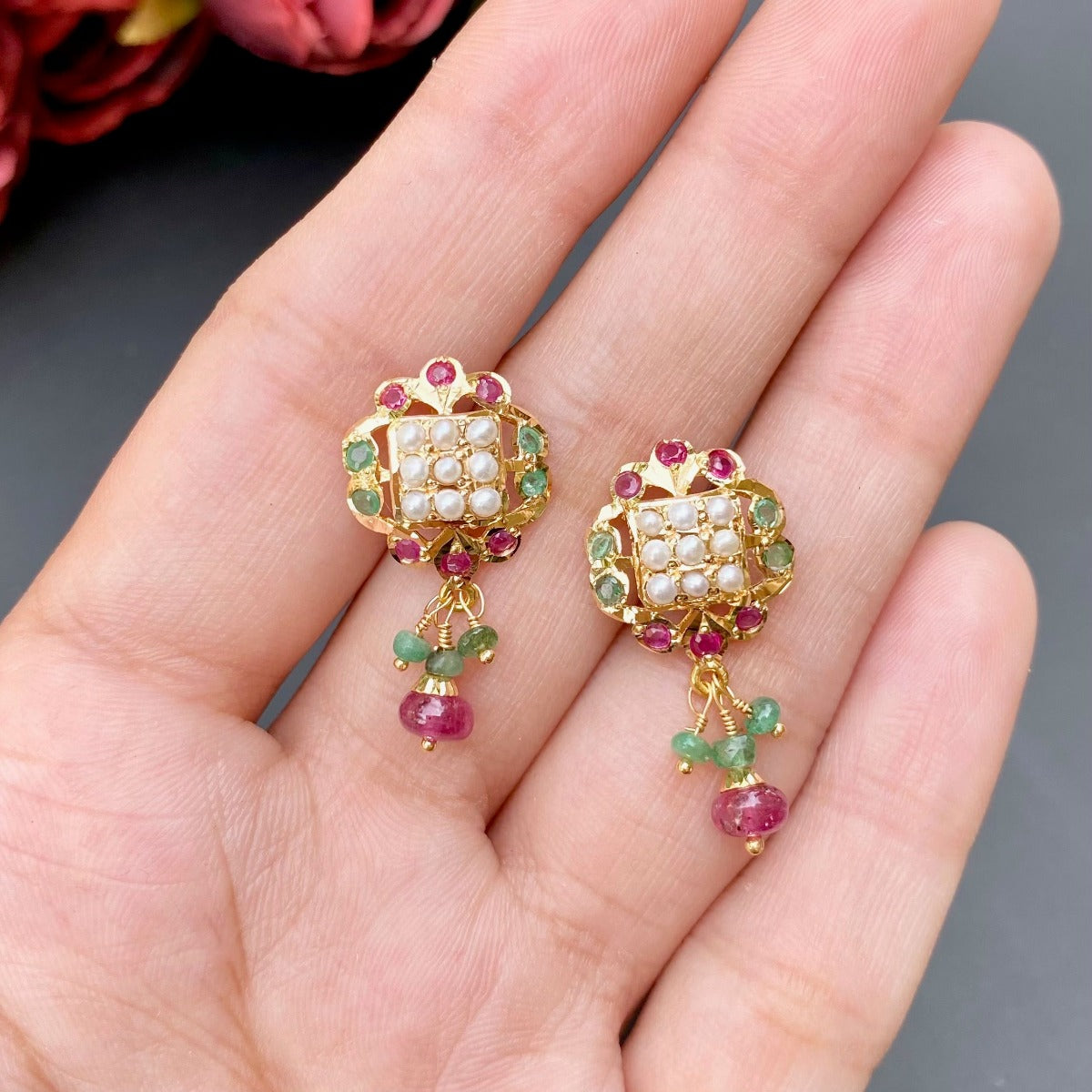 gold earrings under 40000