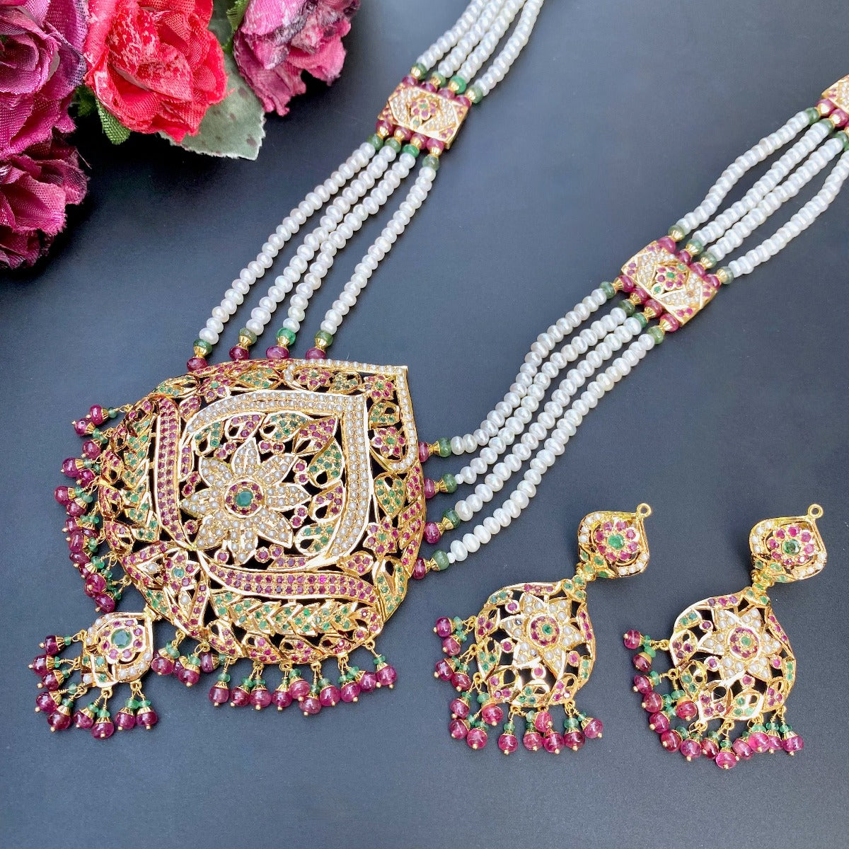 multicoloured jadau rani haar in 22ct gold