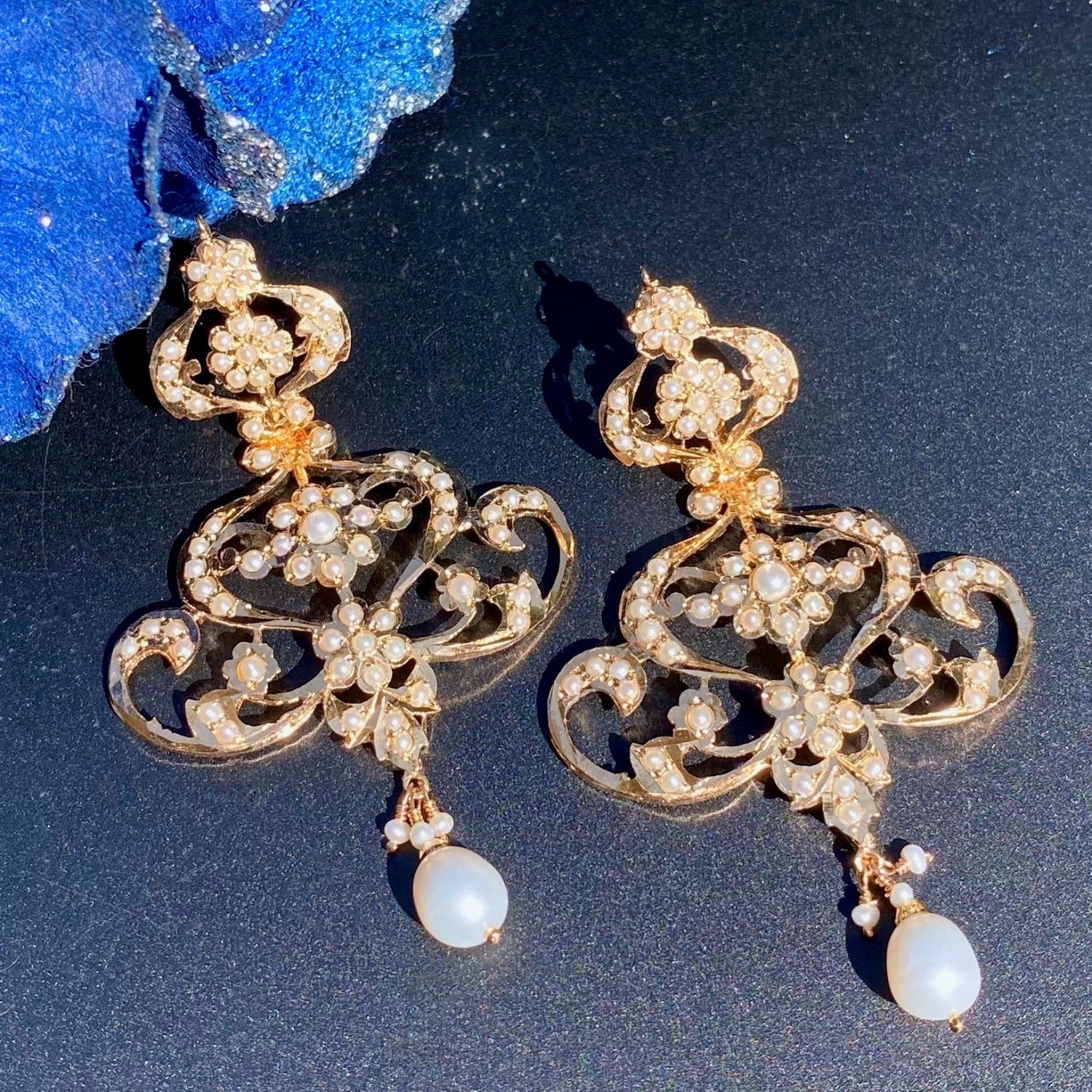 OLD CHARM EARRINGS