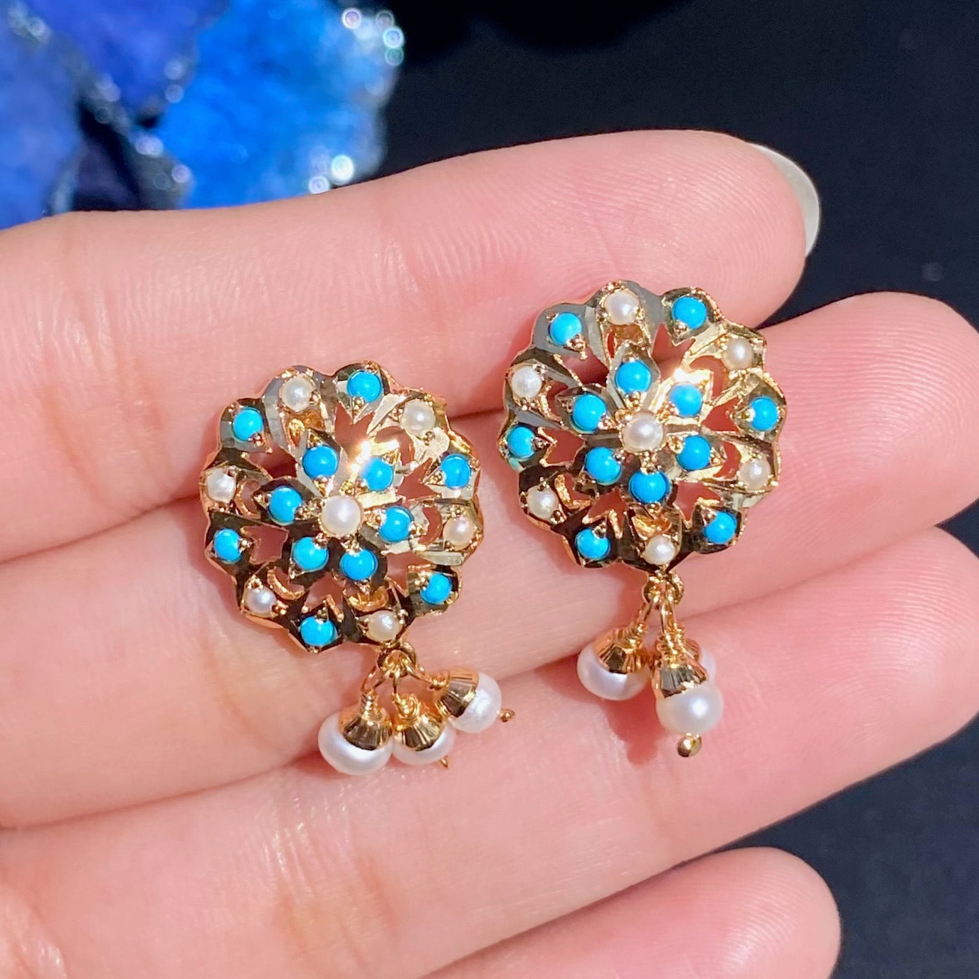 floral earrings