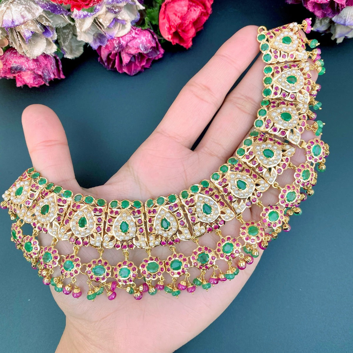 bridal indian set on 22 carat gold in abu dhabi