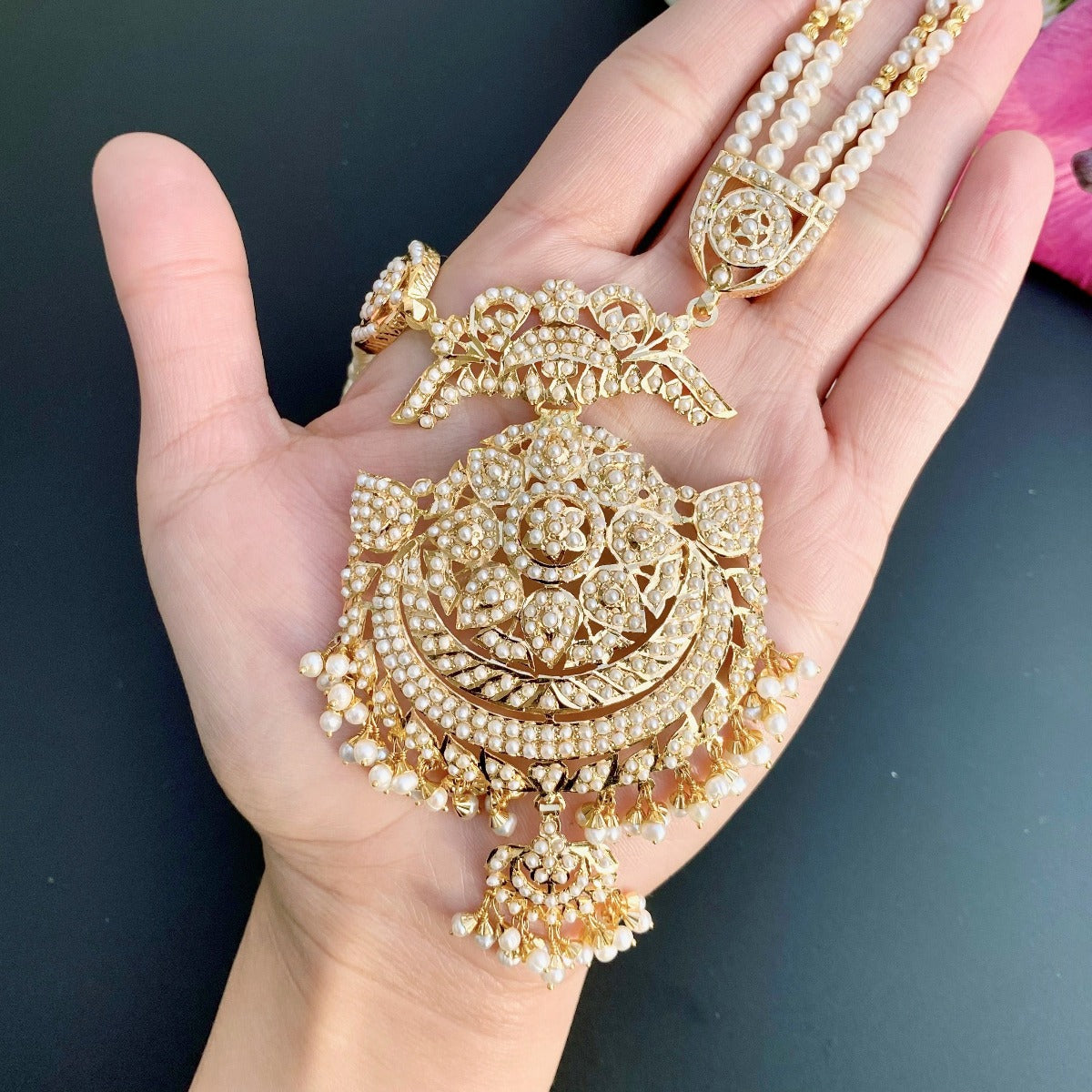 gold rani haar pendant