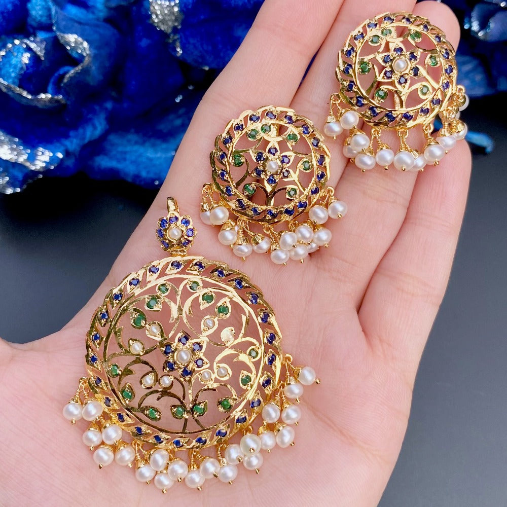 gold plated jadau pendant set