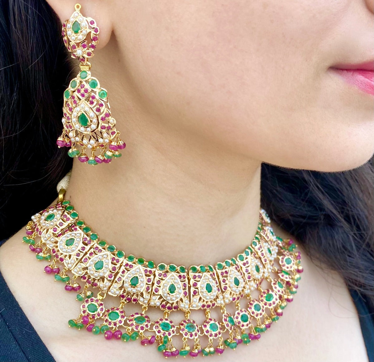 bridal indian set on 22 carat gold in abu dhabi