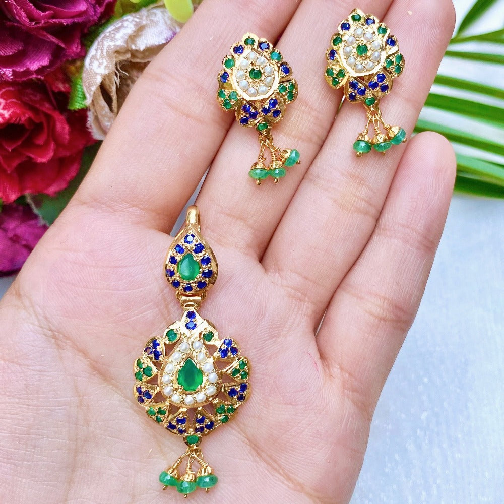 emerald pendant set