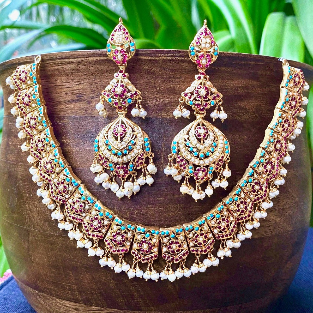 gold plated JADAU necklace set