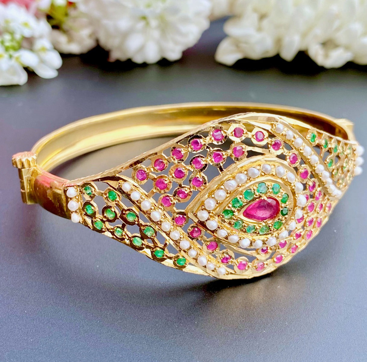 jadau gold bracelet in dubai